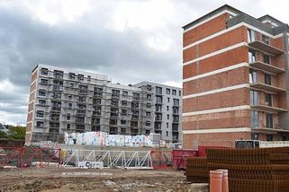 Ceny nemovitostí jsou mimo možnosti střední třídy. Po zlevnění přijde zdražování